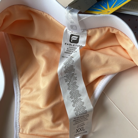 Cheeky white bikini bottom from fabletics! Xxl w Tags! - Picture 5 of 5